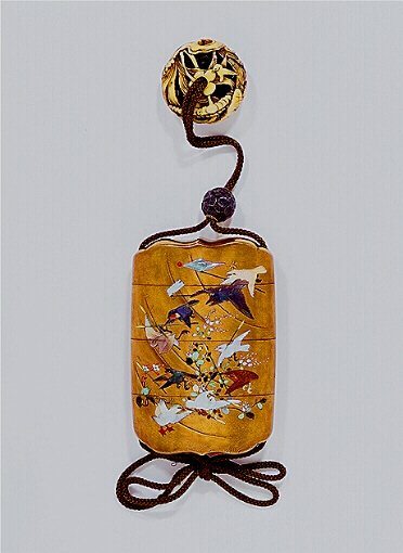 Reverse: Birds in Battle Gold Inro with ivory manju