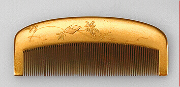 Reverse: Lacquer Temple Landscape Comb